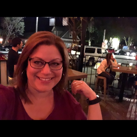 Meet your Posher, Mandy - Picture 1 of 1